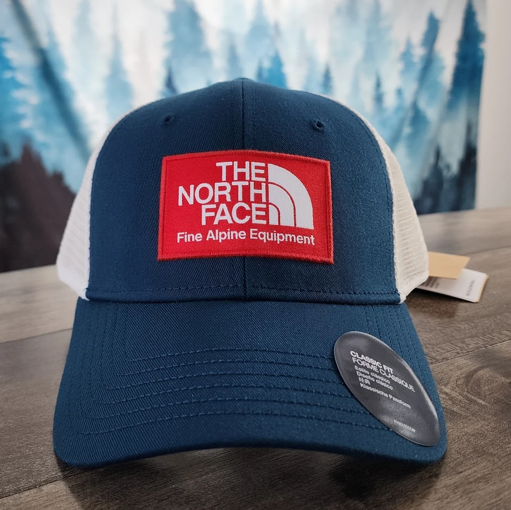 The North Face Mudder Trucker Snapback Hat Men's OSFM NWT